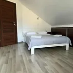 Pod Lasem Privatunterkunft